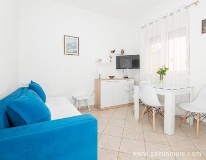 Apatmani Tivat Music (centar), Apartman 1, privatni smeštaj u mestu Tivat, Crna Gora - viber_image_2024-06-04_13-33-50-680